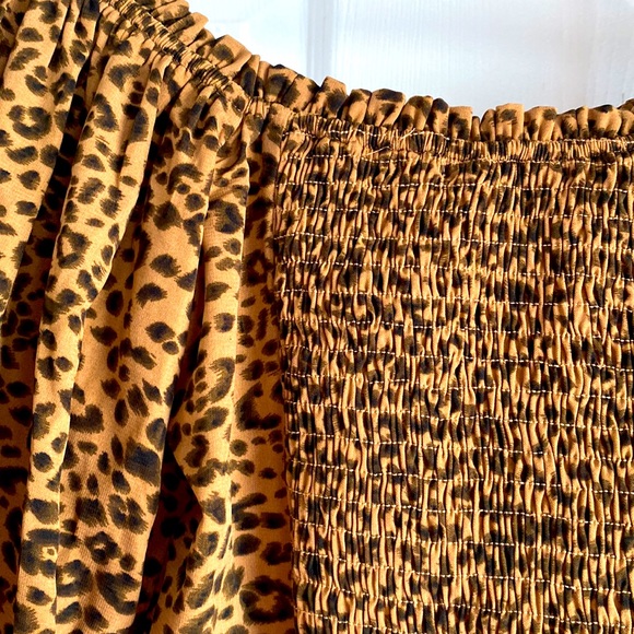William B Cheetah Print Long Blouson Sleeve Ruched Back Crop Top Size Medium - Picture 6 of 12